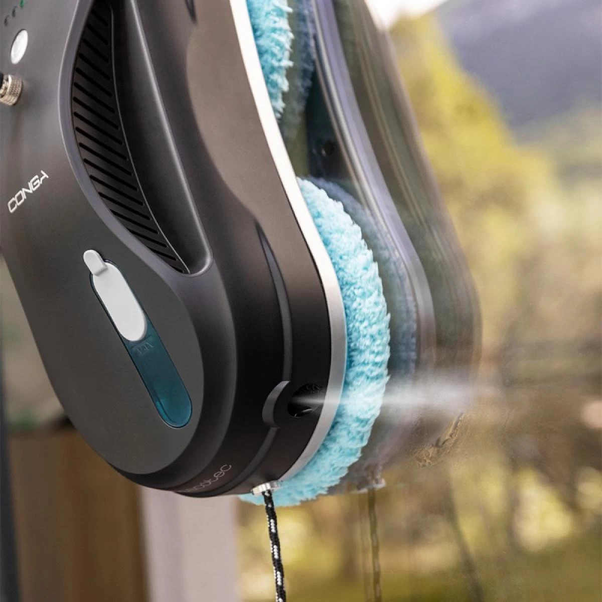 Cecotec Robot Lave-vitres Conga Windroid 880 Spray Water Connected 4 Cecotec Robot Lave-vitres Conga Windroid 880 Spray Water Connected – Image 2