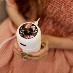 Universal Humidificateur D'air USB Cute Me Multifonction Home Voiture Humidifica... -Électromaison Innovante humidificateur dair usb cute me multifonction home voiture humidificateur de bureau 200ml colorful nightlight diffuser fine fog manufacturer 12491402 33358508 1140x1140