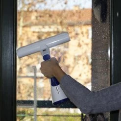 None Lave-vitre à Aspiration 10 None Lave-vitre à Aspiration -Électromaison Innovante lave vitre a aspiration 9324691 24334723 1140x1140